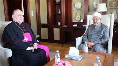 شيخ الأزهر يستقبل أسقف ألمانيا 
