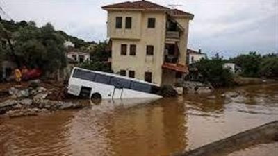 عاجل.. وزير الصحة الليبي: دفن 700 شخص حتى الآن ضحايا فيضانات درنة