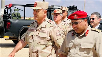 عاجل| وفد عسكري مصري يصل إلى ليبيا