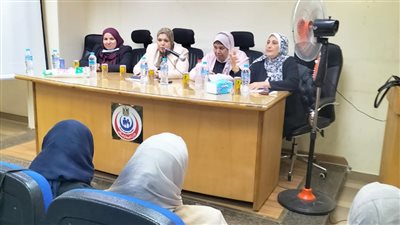 إدارة التمريض تعقد اجتماعها الدوري لمناقشة خطط العمل الحالية والمستقبلية في الدقهلية