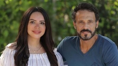 بعد تصدره الترند.. قائمة الأعمال التي جمعت يوسف الشريف بزوجته إنجي علاء