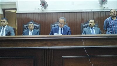 تأجيل محاكمة طالب هدد فتاة وابتزها بنشر صور عارية لها على مواقع التواصل