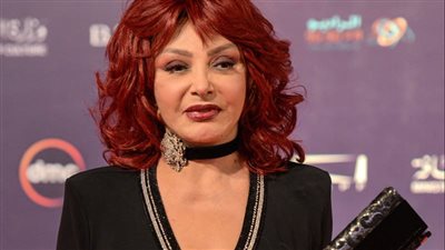 نبيلة عبيد تنعى الفنان الراحل أشرف مصيلحي
