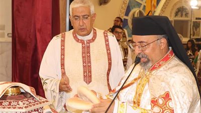 بطريرك الأقباط الكاثوليك يترأس قداس المناولة الاحتفالية بالقاهرة الجديدة 