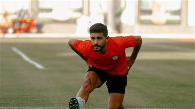 أيمن أشرف ينتظر حسم مصيره مع البنك الأهلي وسط غياب مستمر