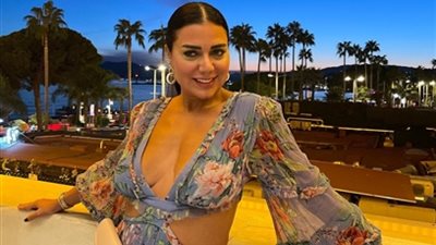 بإطلالة صيفية.. رانيا يوسف تجذب الأنظار في أحدث ظهور لها (صور) 