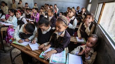 قبل بداية الدراسة.. إجراءات مهمة من “التعليم” بشأن مصروفات المدارس