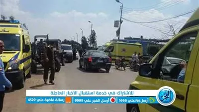 عاجل.. إصابة 21 شخصا في تصادم سيارة وجرار زراعي بالإسماعيلية