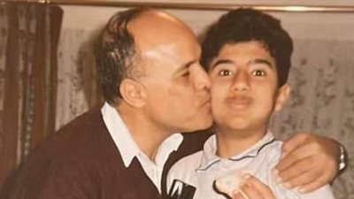 حمزة نمرة يسترجع ذكريات طفولته ويهدى والده الراحل أغنية 