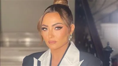 بالفورمال.. بشرى تبرز أناقتها في أحدث ظهور