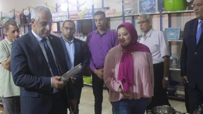 شركة أبو زعبل للكيماويات المتخصصة تقيم معرض للمنتجات المدنية للعاملين