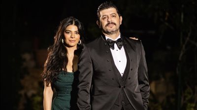 برفقة زوجته.. طوني عيسى يتألق بأحدث ظهور له