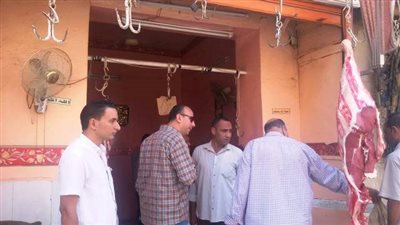 تحرير 250 محضرًا لمخالفات تموينية بالمخابز والأسواق التجارية ببني سويف