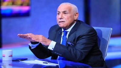 أكبر مرتين ونصف.. حسين لبيب يصدم جمهور الزمالك بشأن مقارنة عقود اللاعبين مع الأهلي