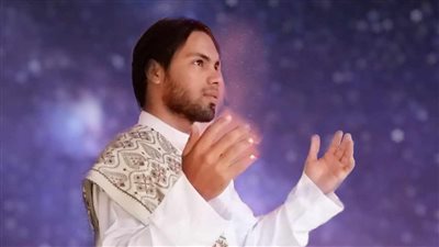 يقلد النقشبندي والعفاسي.. المنشد عبدالحميد طه لـ 