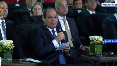 السيسي: الدولة لا تستطيع تحمل 750 ألف طالب يدخلون التعليم كل سنة (فيديو)