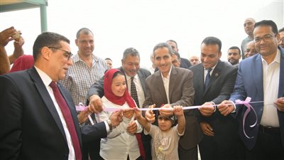 بتكلفة ١٣ مليون جنيه.. محافظ الغربية يفتتح مدرستين بالمحلة الكبرى (صور)