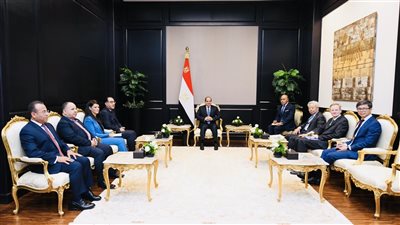 عاجل.. السيسي يستقبل رئيس البنك الآسيوي للاستثمار في البنية التحتية بشرم الشيخ