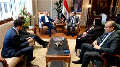  44.7 % زيادة في حجم التجارة بين مصر وبريطانيا العام الماضي