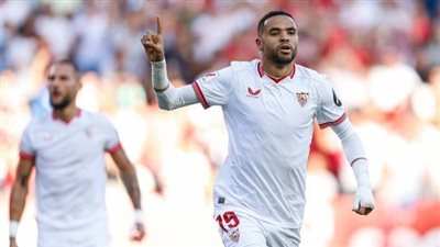 إشبيلية يضرب ألميريا بخماسية في الدوري الإسباني