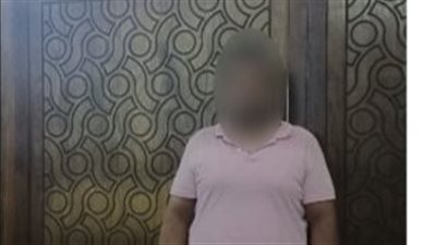ضبط أحد الأشخاص بالإسكندرية لإنتحاله صفة طبيب بشرى والترويج لنشاطه عبر الإنترنت
