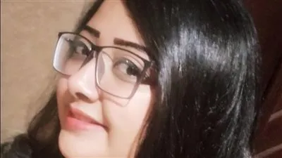 آية عبد الرؤوف تكتب: مؤيدو الرئيس المزيفون 