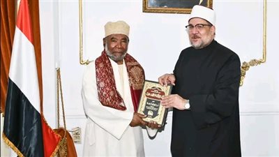 مفتي جمهورية القمر المتحدة: مصر مهبط العلم ورأيت عمارة حديثة للمساجد