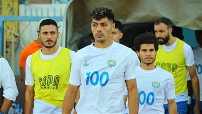 الإسماعيلي يدعم فلسطين من أرض الملعب قبل مباراة فاركو (شاهد)