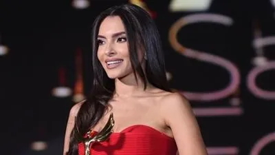 كارمن سليمان تتألق في مهرجان الفضائيات العربية بفستان جرئ.. تعرف على سعره الصادم
