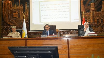 محافظ الغربية يترأس الاجتماع الدوري للمجلس التنفيذي (صور)