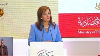 وزيرة التخطيط تناقش مقترح الخطة الاستثمارية لوزارة الإسكان للعام المالي 24/2025