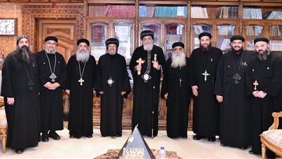 البابا تواضروس الثاني يستقبل الأنبا مرقس مطران شبرا الخيمة 