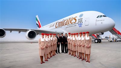 شركة طيران الإمارات بجدة توفر وظيفة ممثل خدمات المطار (لحملة الثانوية فأعلى)