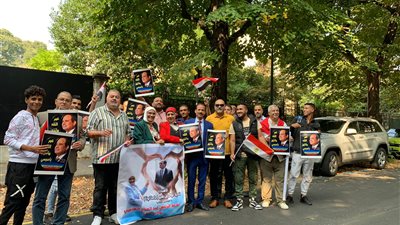 مصريو ميلانو يوثقون طلبات ترشح للرئيس السيسي