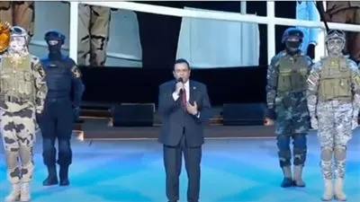 طول ما أنا عايش.. محمد فؤاد يشعل الندوة التثقيفية بأغنية مهداة للرئيس السيسي