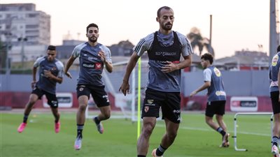 الأهلي يستأنف تدريباته لمواجهة الإسماعيلي في الدوري المصري