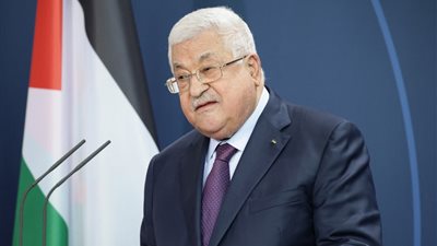الرئيس الفلسطيني يترأس اجتماعًا قياديًا طارئًا