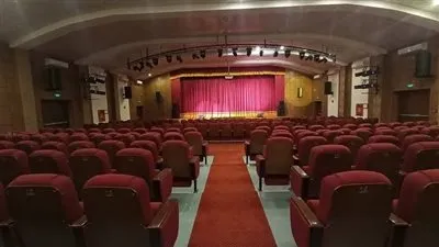 13 مساحة فنية تستضيف عروض مهرجان دي كاف