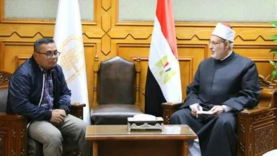 وكيل الأزهر يستقبل كبير الوزراء بولاية سلانجور بماليزيا