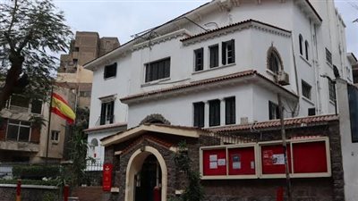 مدير معهد ثربانتس بالقاهرة: نشجع على توطيد التواصل بين الثقافتين الإسبانية والعربية