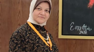 رئيس جامعة الأزهر يعين الدكتورة عبير عبد الوهاب رئيسًا لقسم الرياضيات 