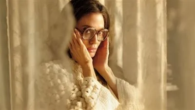 طرح اللقطات الأولى لأنجلينا جولي من فيلم Maria