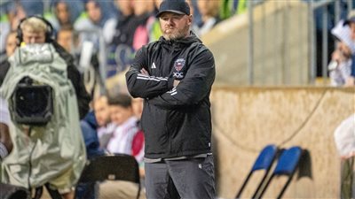 برمنجهام سيتي يعلن إقالة واين روني من قيادة الفريق بسبب سوء النتائج