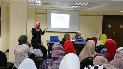 قصور الثقافة تناقش 