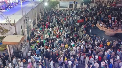 الآلاف يحتفلون بمولد السيد البدوي بطنطا في الليلة الختامية (فيديو وصور)