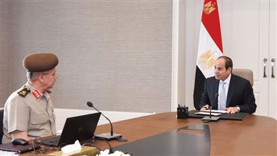عاجل| السيسي يجتمع مع رئيس الهيئة الهندسية للقوات المسلحة