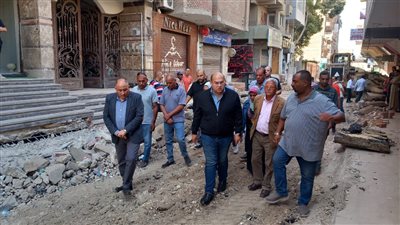 نائب محافظ الجيزة يتفقد مشروعات الخطة الاستثمارية للرصف بمدينتي الحوامدية وأبو النمرس