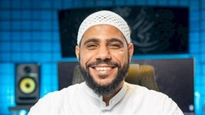 بعد استشهاد عائلته في القطاع وشائعة وفاته.. من هو الشيخ محمود الحسنات؟