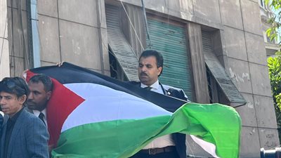 تشكيل لجنة مشتركة بين 