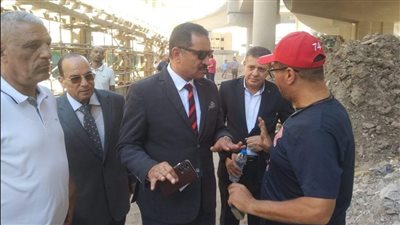 مدير تعليم الجيزة يتابع آخر التجديدات بمدرسة مصطفى كامل ببولاق الدكرور